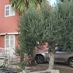 Apartament Miljak *